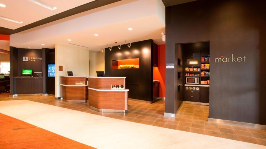 Courtyard By Marriott Cincinnati Midtown/Rookwood Bagian luar foto