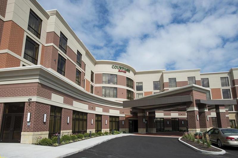 Courtyard By Marriott Cincinnati Midtown/Rookwood Bagian luar foto