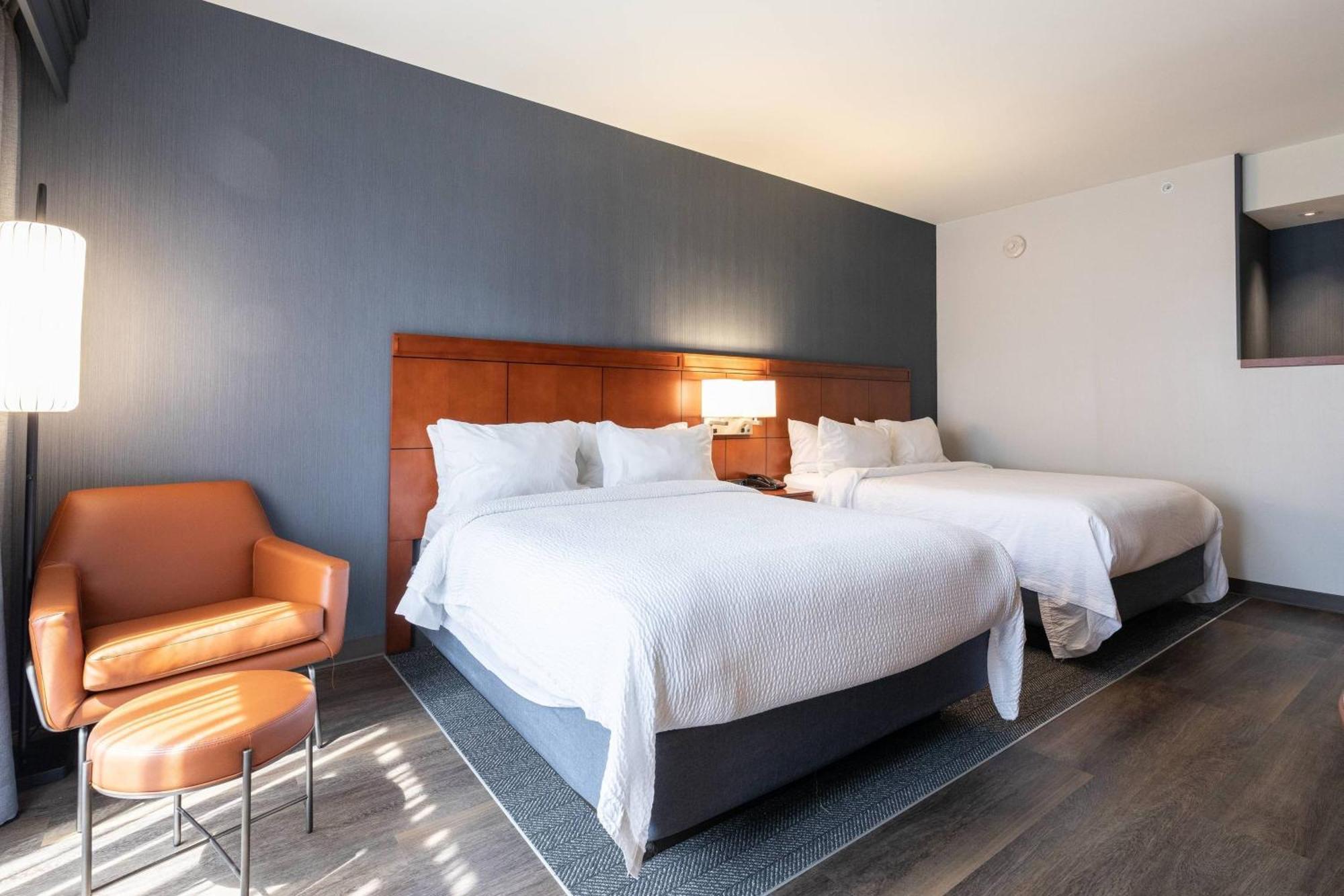 Courtyard By Marriott Cincinnati Midtown/Rookwood Bagian luar foto