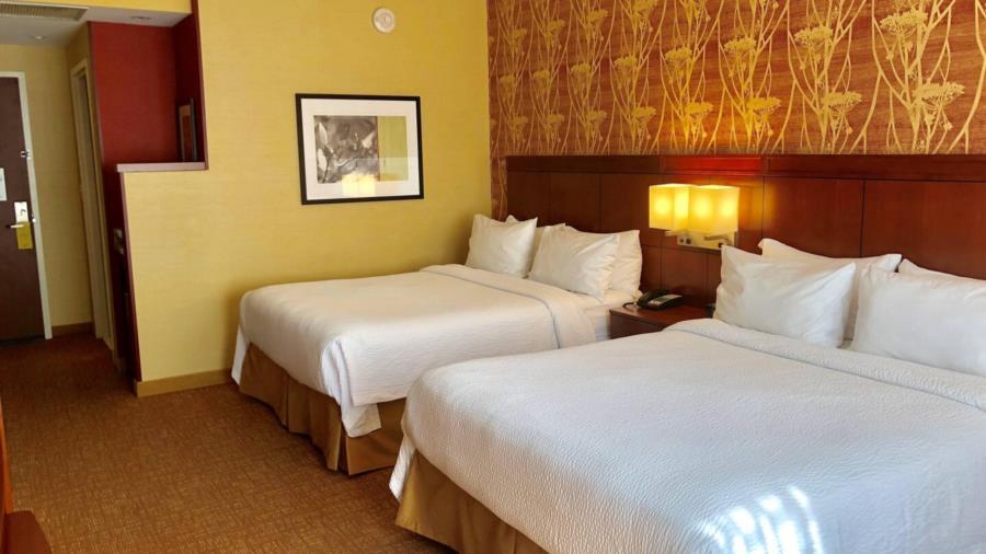 Courtyard By Marriott Cincinnati Midtown/Rookwood Bagian luar foto